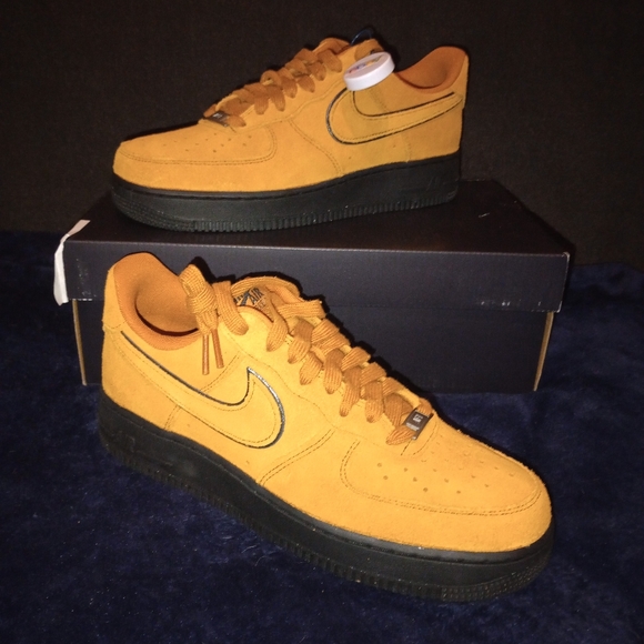 NWB Nike Air Force 1 07 Desert Ochre LV8 Men's size 8 or Women 9.5 - Picture 2 of 12